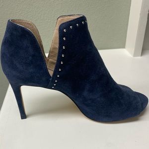 White House Black Market Navy heels